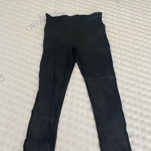 Spanx faux leather leggings size M